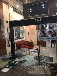 Destrozaron la Casa de Chubut