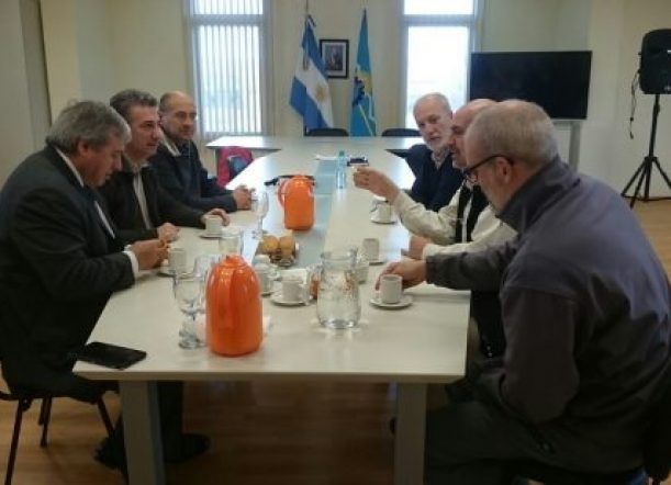 Reunión de funcionarios por el Parque Nacional Los Alerces