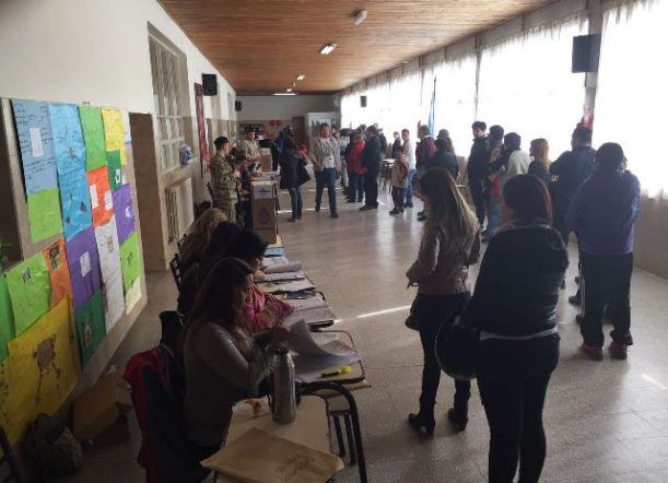 Cerró el comicio: en Esquel votó el 65% del padrón