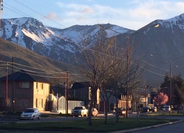Mañana con nubosidad variable en Esquel