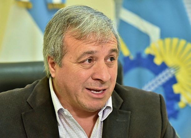 Aleuy: “que el gremio me demuestre que está en regla”