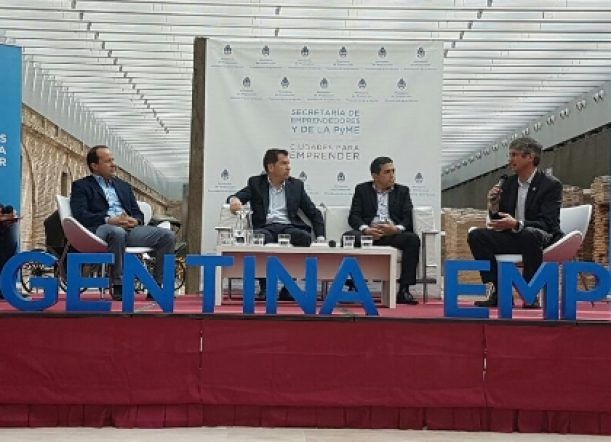 Emprendedores: Ongarato expuso sobre la experiencia de Esquel