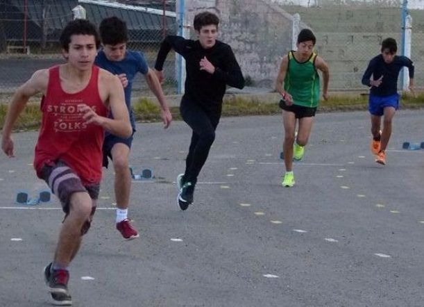 JUEGOS EVITA: esquelenses viajaron a la final