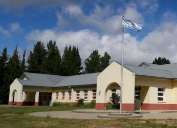 Cholila: podría cerrar la secundaria de Villa El Blanco