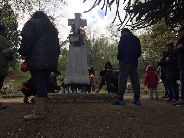 Vecinos de Esquel rindieron homenaje a Das Neves