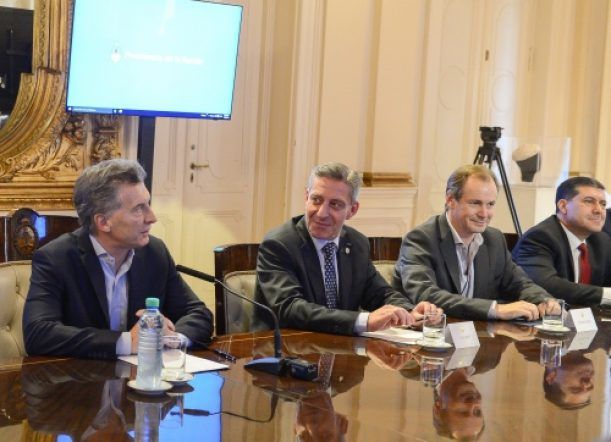 Macri llega a Chubut y visita el Parque Eólico Rawson