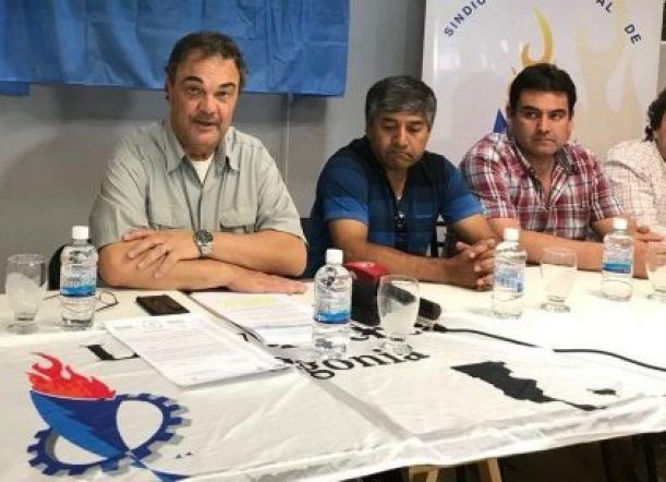 “El gobierno está cerrado y se maneja como un directorio”