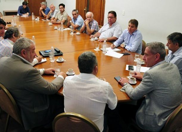 Arcioni recibió a las Cámaras de la Construcción de Chubut