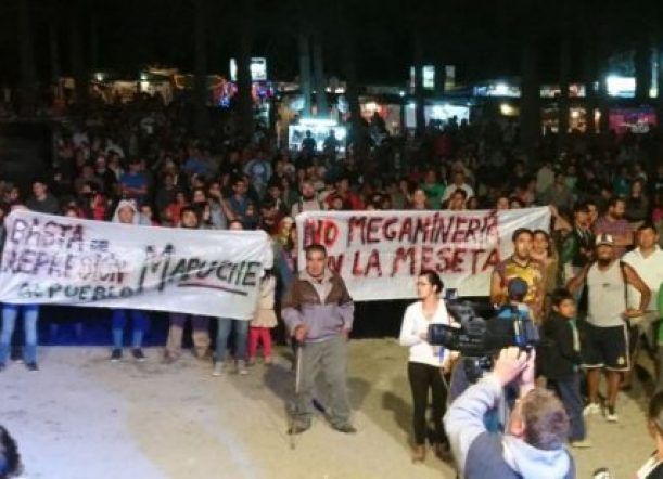 Tensión: Funcionarios recibieron el reproche del No a la Mina en Epuyén