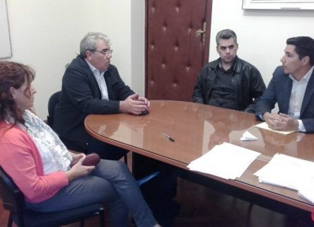 Acuerdan programas para promoción e inserción laboral en Chubut