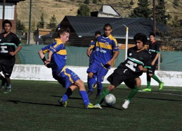 Belgrano goleó y sigue a pie firme