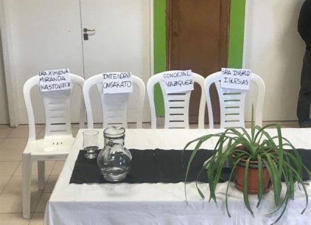 Centro de Día: Ongarato no fue, Vázquez tuvo que retirarse
