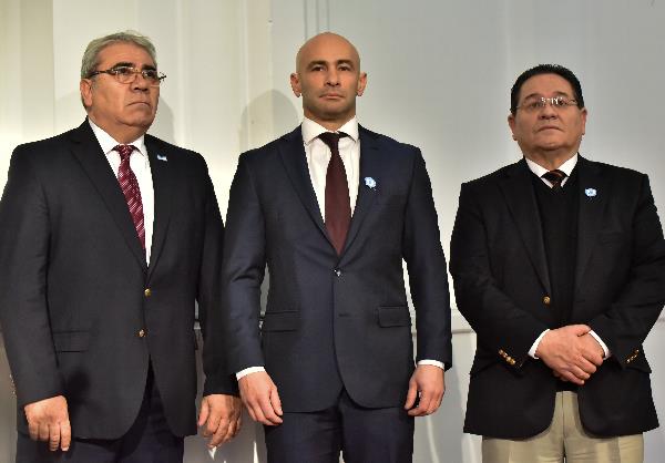 Arcioni habló de “dejar de lado la matriz extractiva”