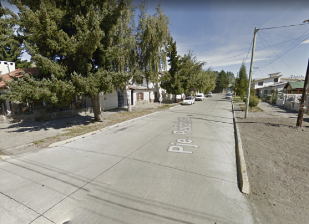 Esquel: le arrebatan la cartera a una docente