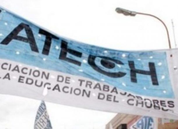 De lunes a lunes, docentes convocan a paro progresivo