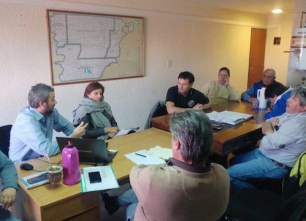 Vialidad y el gobierno seguirán la negociación paritaria este jueves