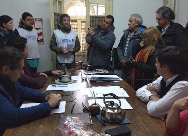 Así fue el encuentro entre concejales y el gremio docente