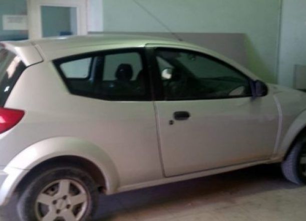 Fue a hacer la VTV y le secuestraron el auto