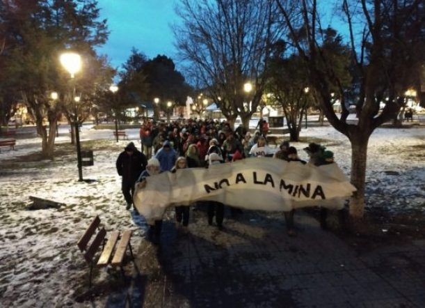 No a la Mina marchó y apoyó a los estatales