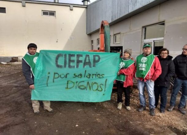 Trabajadores de Ciefap reclaman recomposición salarial