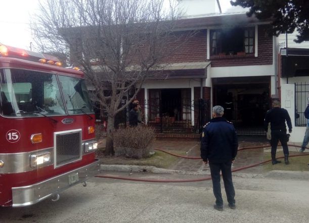 Susto en peluquería: un artefacto casi provoca un incendio