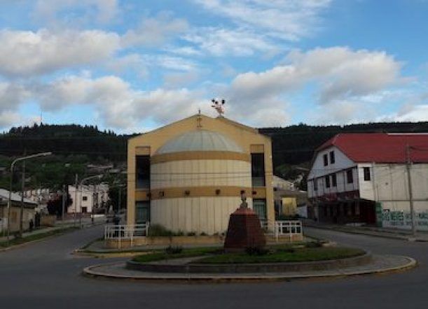 Defensa del Consumidor y Tierras Fiscales atienden reclamos en el Melipal