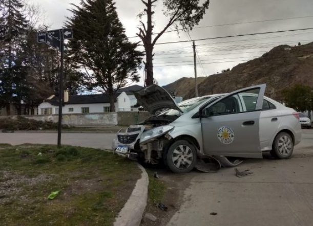Despiste y trompo en fuerte accidente