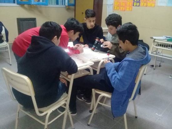 Afianzan programa de robótica y tecnología para educar