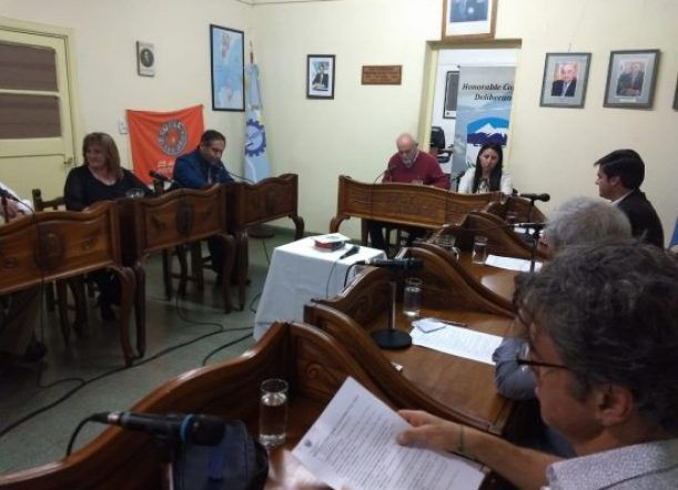 Concejo: Se aprobó la ordenanza para regular las ferias