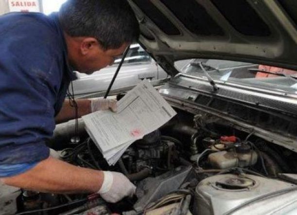 Verificación vehicular: Quieren licitar el taller en un mes