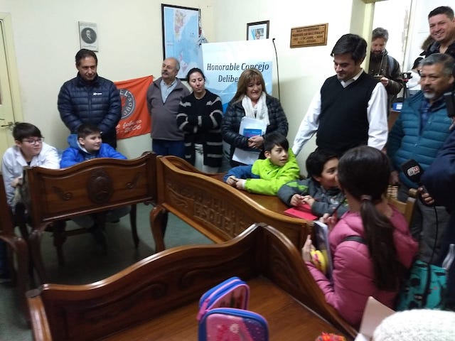 Alumnos a sus bancas: continúan las visitas al Concejo
