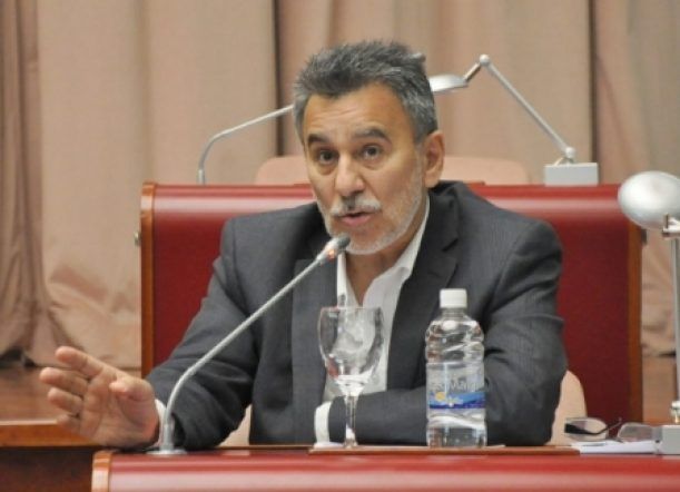 Conde quiere publicitar el nombre de los adjudicatarios del IPV