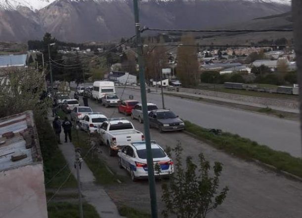 Denuncia que le dispararon desde un auto
