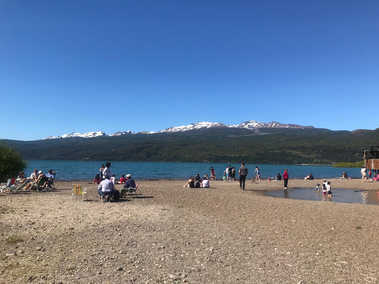 Cuando el calor es noticia: casi 30° en Esquel