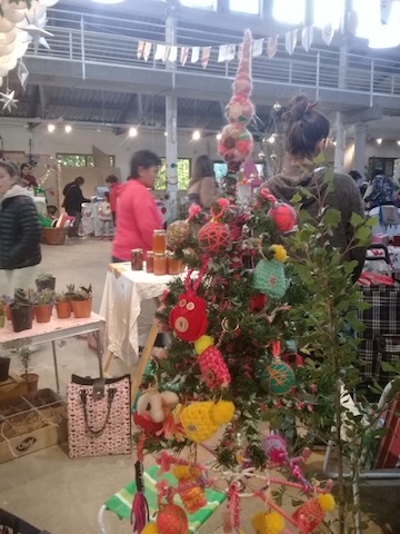 Ya podes comprar local en la Feria de Navidad