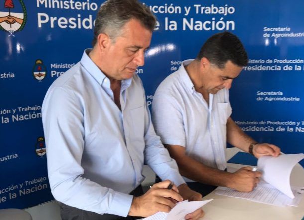 Firman convenio para simplificar trámites para el transporte de hacienda