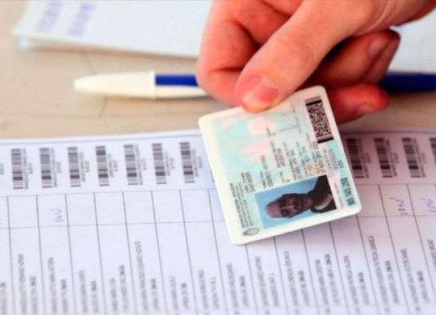 Elecciones: Convocan a quienes realizaron trámites a retirar sus DNI