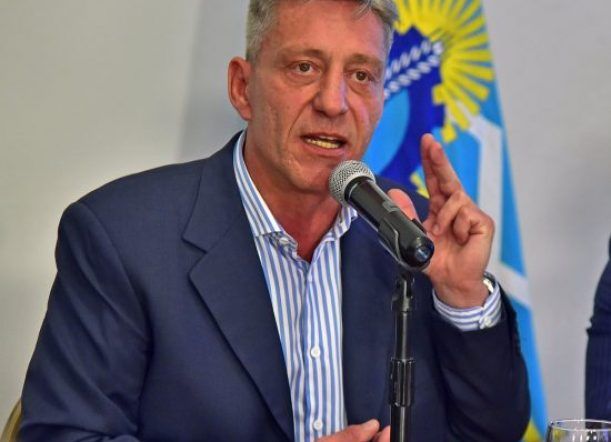 Minería: Arcioni respondió a las acusaciones de Albaini
