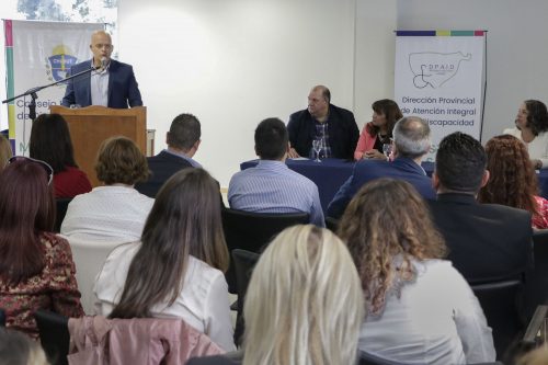 Discapacidad: firman acuerdo para cumplir con el cupo laboral en el estado