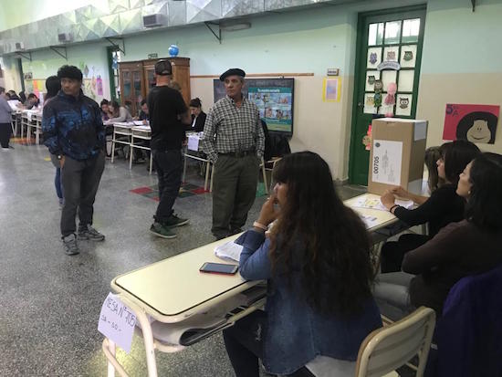 Fabiana Vázquez: “En la Escuela 76 está todo en orden”