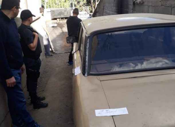 Secuestran dos autos: uno de ellos con patente adulterada