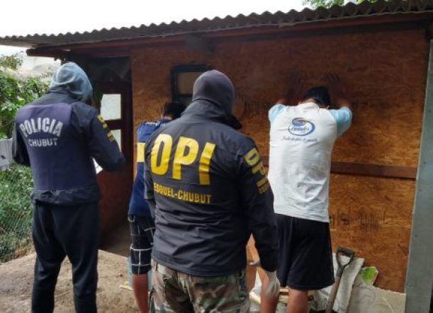 Trevelin: realizaron allanamientos vinculados con un violento asalto