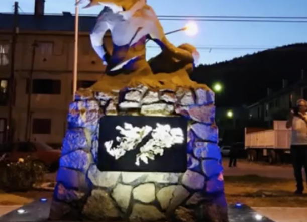Dañaron el monumento a los Caídos en Malvinas