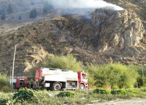 Rápida reacción de Bomberos para controlar un incendio