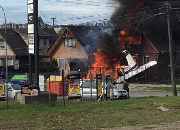 Una avioneta cayó sobre una casa en Puerto Montt