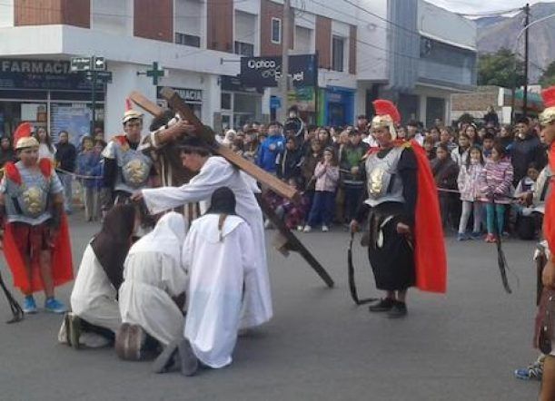 El Vía Crucis Viviente recorre esta tarde las calles