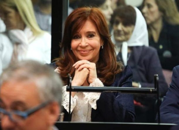 El juicio a Cristina Kirchner se retomará el lunes