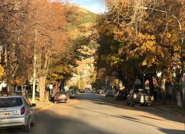 Esquel amanece bajo cero, pero después mejora