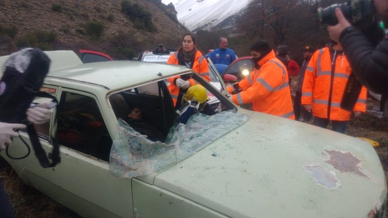 Rally Esquel: Simulan un accidente en tiempo real