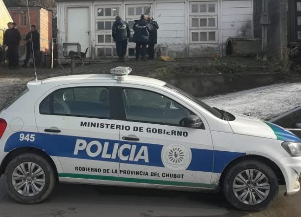Recuperan luminarias hurtadas de una obra